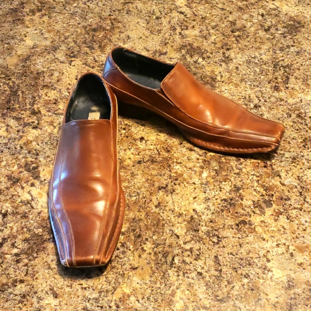 💫HOST PICK💫Steve Madden Brown Leather Loafers size 8